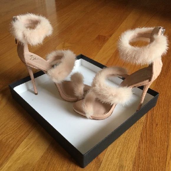 Giuseppe Zanotti Coline Iamina Fur US 6.5 | IT 36.5 (NIB) - Picture 4 of 7